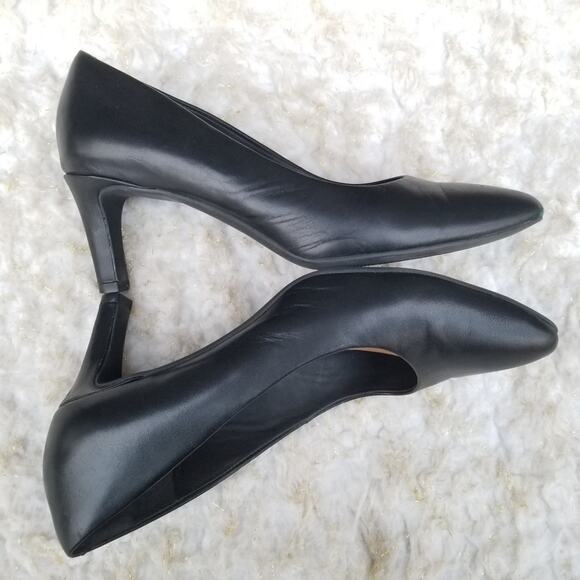 Black Leather Work Pumps Clarks Artisan Calla Rose Size 9 Comfort Cushion Heels - Picture 14 of 14